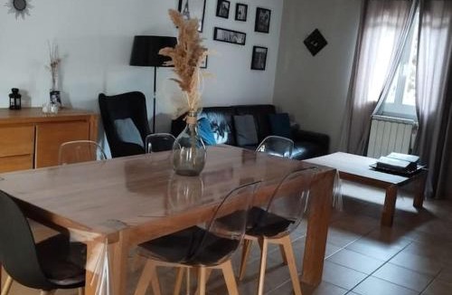 Le Thor House | La Villa Nawengo