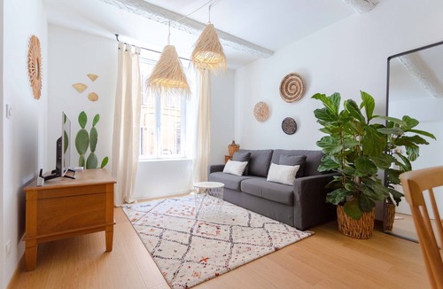 La Ciotat Apartment | Large 1BR - 100m sea - Free Parking - First Floor