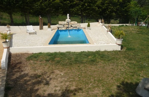 Les Sept Chemins Apartment | Large air-conditioned Studio 36 m2 in the countryside with swimming pool (sleeps 4)