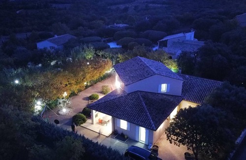 Mollans-sur-Ouveze House | Large villa at the foot of Mont Ventoux. Ideal for families. Heated swimming pool