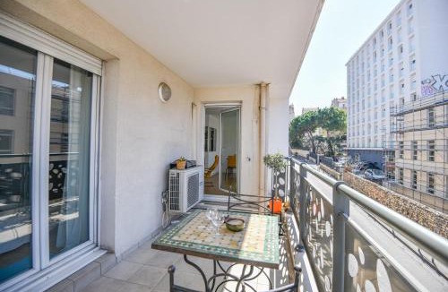Les Chutes Lavie Apartment | Le Bénédit - Appart 1 ch avec terrasse à Longchamp