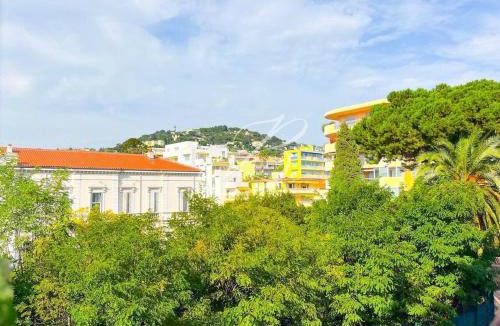 Cannes Apartment | Le Baroque Grand Logement Croisette