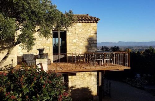 Chateauneuf-de-Gadagne Villa | Le Bastion des Papes