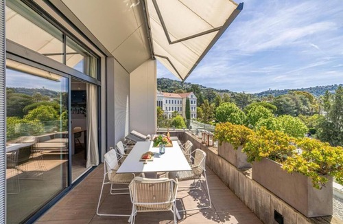Prado - Republique Apartment | Le Boréal penthouse, terrasse et vue panoramique