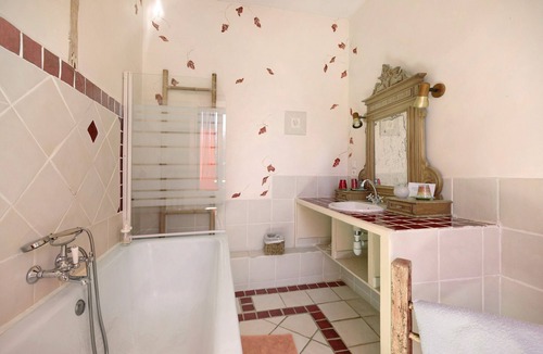Rieucros Bed & Breakfast | Le Bosquet Guest Room with Shared Terrace & Garden, Wi-Fi