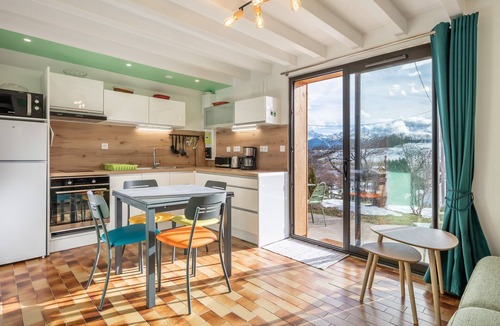 Toiny House | Le Crozet, quality cottage with panoramic mountain views
