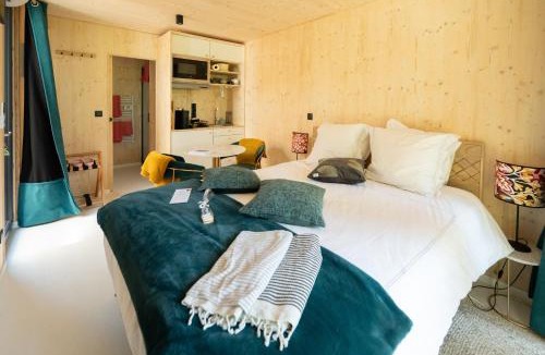 Saint-Marc-Jaumegarde Bed & Breakfast | Le Chant des Pins Lodge & Spa Aqueduc de Roquefavour