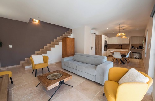 Condillac Cottage | Le Chant des Mésanges – Charming cottage with pool near Montélimar