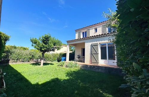 Eyguieres House | Le Clos de Lartichaut à Eyguières en Provence Avec Jardin, Terrasse, Parking
