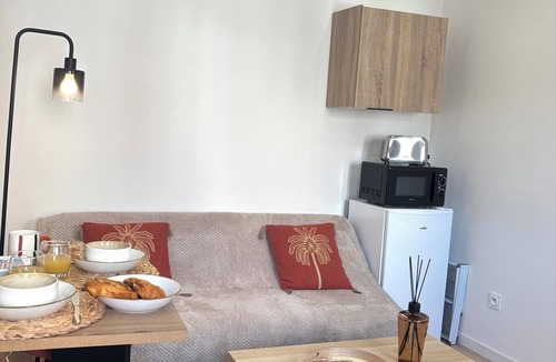 Faubourg Apartment | Le Cocon Terracotta - Cosy nest in the heart of Nîmes