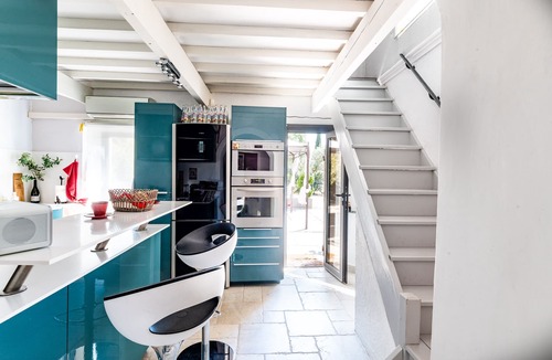Malaucene House | Le cœur du Ventoux" air-conditioned dream vacation home with private pool