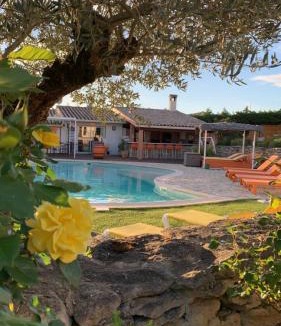 Issel House | Le Domaine de Charline de 1 à 35 personnes
