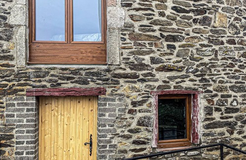 Saint-Paul en Jarez House | Le Four' Nid, Lieu Cosy et Cocooning