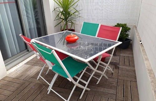 La Ciotat Apartment | "Le Franklin "T3 Terrace-clim-Garage. 30 meters from the beach