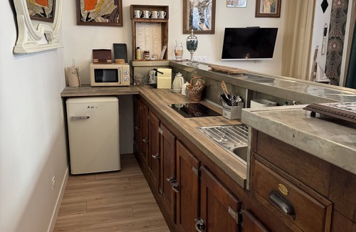 Romans-sur-Isere Apartment | Le Grand Café - BedinShop - historic center