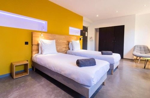 Chatte Hotel | Le H85