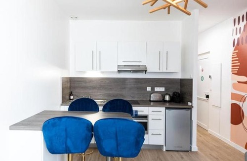 Gorge de Loup Apartment | Le Hirvi - cocon zen et épuré à 10min Vieux Lyon