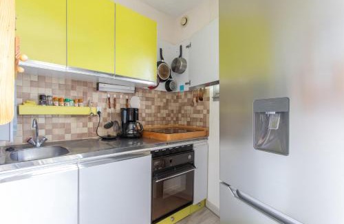 Embrun Apartment | Le Mirador - Studio avec balcon Vue Lac et Montagnes
