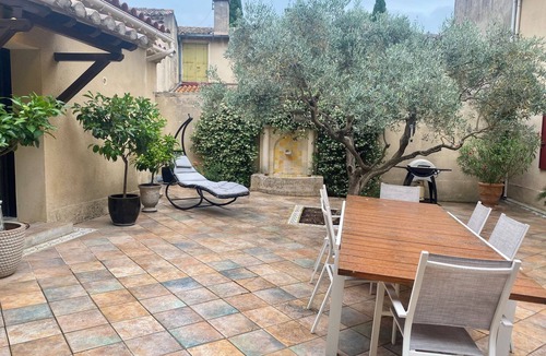 Cadereau House | Le Patio de Montaury