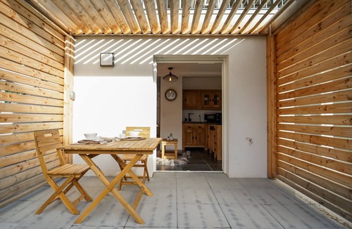 Chaparon Apartment | Le Petit Chalet - Cosy studio in Lathuile for 2 people