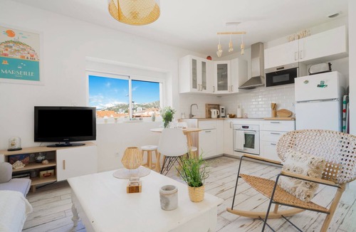 Mazargues Apartment | Le Pitchoun - One Bedroom Apartment, Sleeps 2