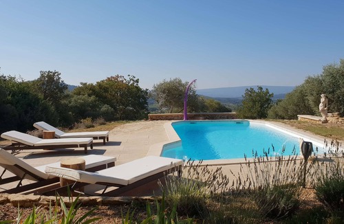 Saint-Saturnin-les-Apt Villa | Le Refuge des Cigales | Your holiday home in Provence