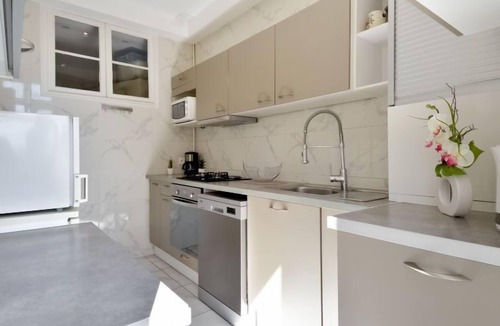 Thiers Apartment | Le Rossini by Interhome