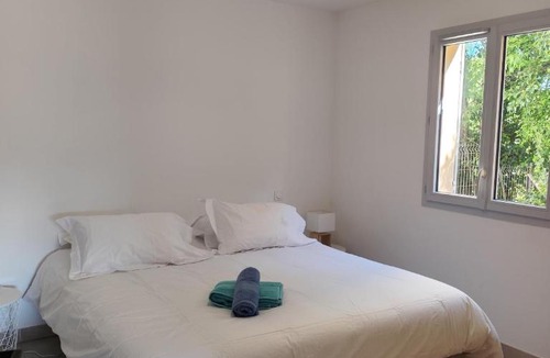 Saumane-de-Vaucluse House | Le SOLEIL du GOLF PMR Sud
