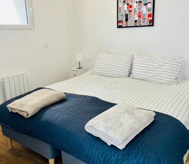 Le Bourg-d'Oisans Apartment | Le Vieux Bourg Apartment 5, Spacious 1 bed Apartment, Bourg Centre
