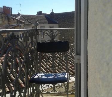 Comedie Apartment | Les 7 balcons, Comédie-Corum-Gare, Parking, Spacieux Lumineux Haussmannien