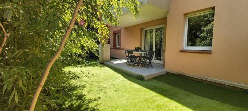 Lafourguette Apartment | Les Capitouls - entrée autonome, clim neuve, jardin, parking privé -