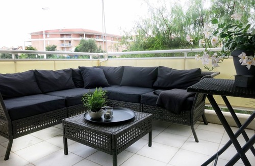 Plaine de la Brague Apartment | Les Jardins d'Antibes: Sea, Pool, Secluded terrace