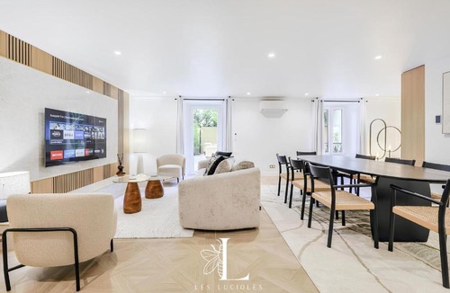 Carnot Apartment | Les Lucioles 10 - Luxury Garden Apartment 3 Bedrooms - Sleeps 8