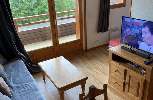 Puy-Saint-Vincent Apartment | Location Puy-St-Vincent 1800 Résidence Dame Blanche