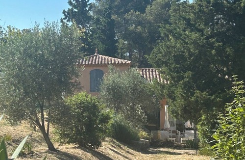 Roquefort-la-Bedoule House | Lodge in the heart of a vineyard in Provence – Cassis and the sea are less than 10 minutes away