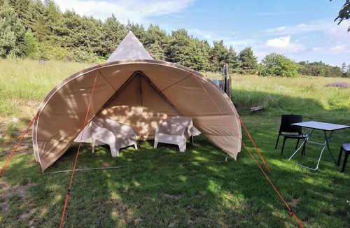 Theus RV Rental | LODGE VIEUX CHAILLOL - Unusual Accommodation Furnished Tent