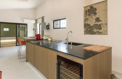 Le Thor House | Loft SPA and swimming pool in the countryside, near l'Isle/Sorgue