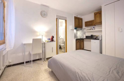Les Cevennes Apartment | Loft Style Darell T2 Heart Of City Private Garden-Parking