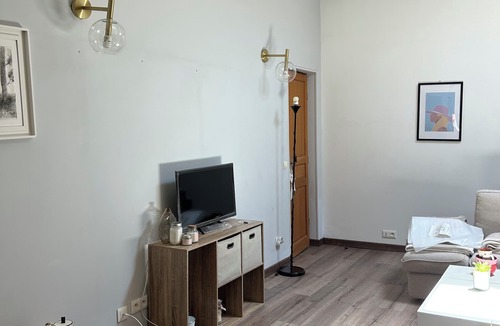 Grand Sud Apartment | Lovely apartment on 1st floor with spiral staircase