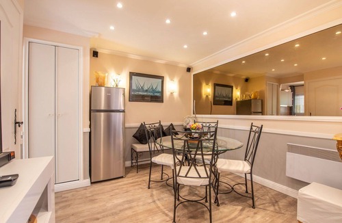 La Croix-Valmer Apartment | Lovely apartment for 4 guests with pool, WIFI, TV and terrace