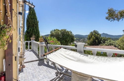 La Crau House | Lovely home in La Crau with swimming pool