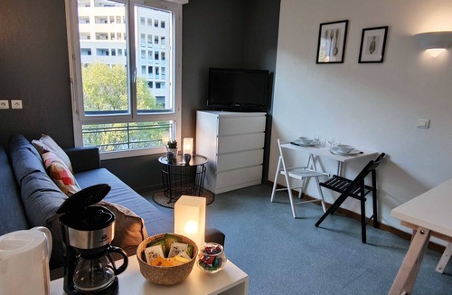 Grand Sud Apartment | Lovely Studio Equipped For 2 In Aix En Provence