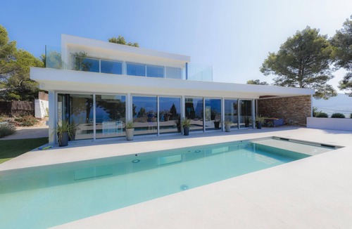 Cassis Villa | Luxurious architect villa with panoramic sea and Cap Canaille view *