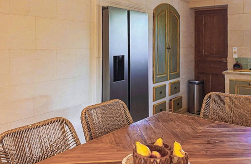 Mouries House | Luxurious home in Mouries with private swimming pool, can be inside or outside