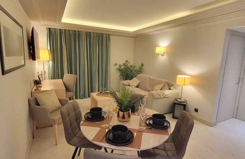 Juvignac Apartment | Luxury 4-star apartment with a pool, 5 minutes from the train station and 20 minutes from the beaches of Palavas-les-Flots