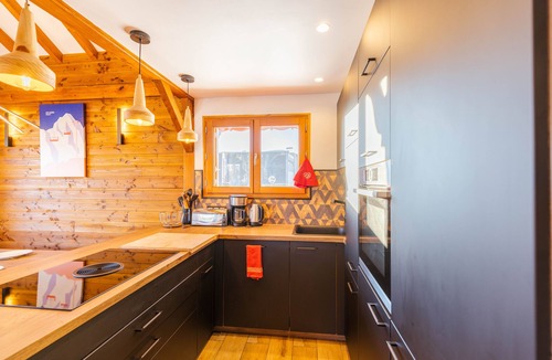 Cognet Ski Chalet | Luxury chalet in Alpe d'Huez at the foot of the slopes, close to shops