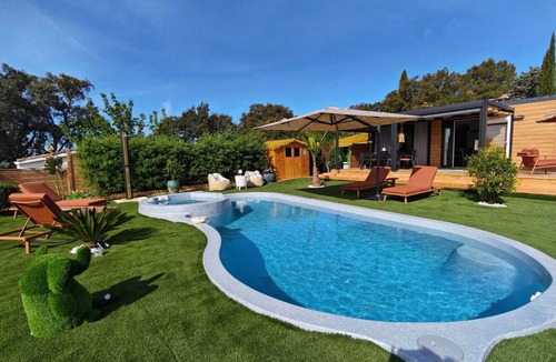 Le Muy Cottage | Luxury Cottage at the Domaine des Canebieres