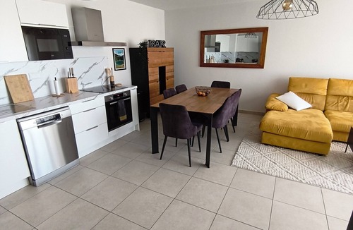 Baillargues Apartment | Luxury, modern, and cozy apartment just 5 minutes from the Baillargues Golf Course