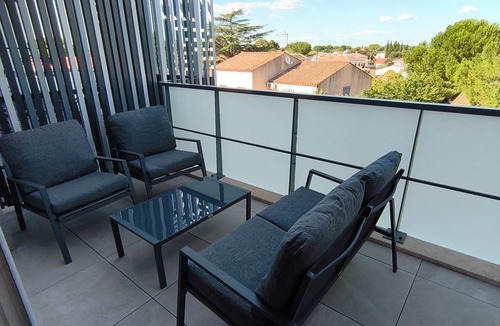 Baillargues Apartment | Luxury, modern, and cozy apartment just 5 minutes from the Baillargues Golf Course