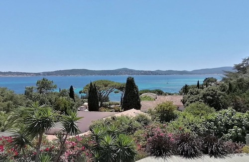 Sainte-Maxime Villa | Luxury villa, splendid view of the Gulf of Saint-Tropez, heated swimming pool